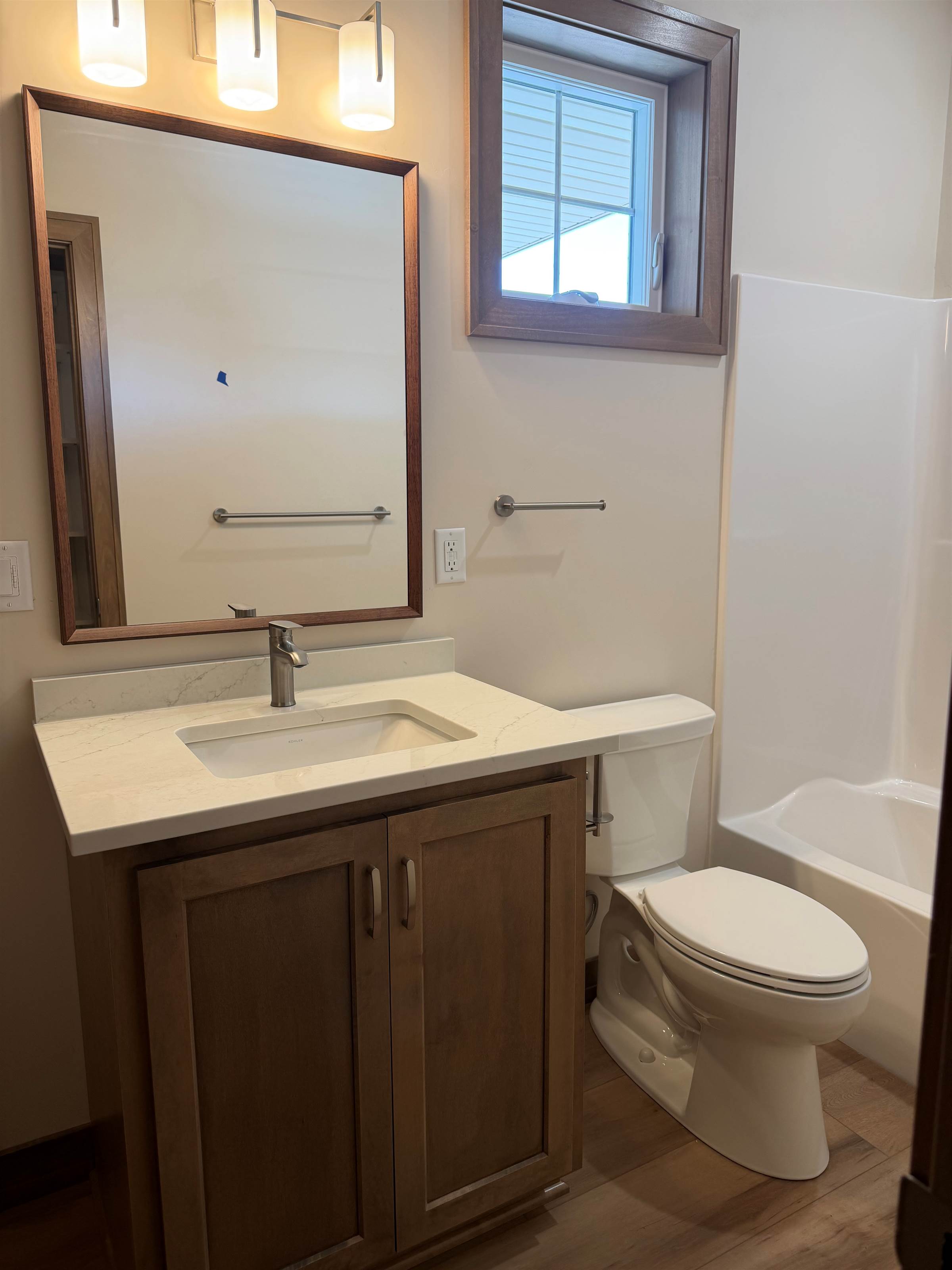 904 Black Swan Drive, Menasha, WI 54956