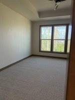 904 Black Swan Drive, Menasha, WI 54956