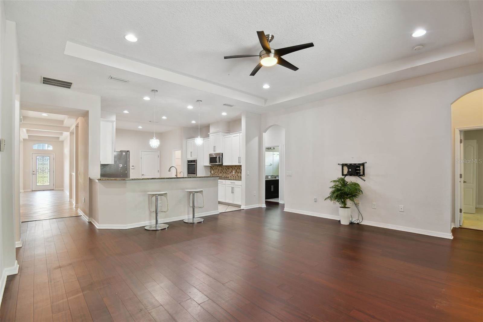 27806 Autumn Breeze Circle, Wesley Chapel, FL 33544