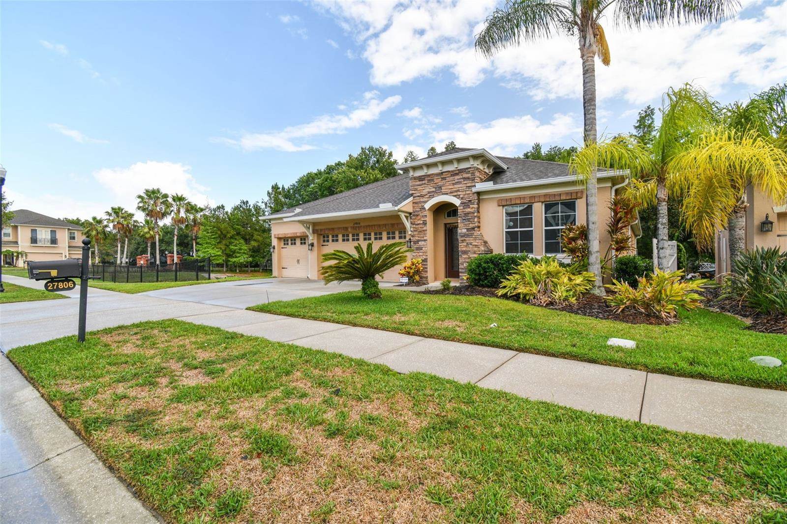 27806 Autumn Breeze Circle, Wesley Chapel, FL 33544