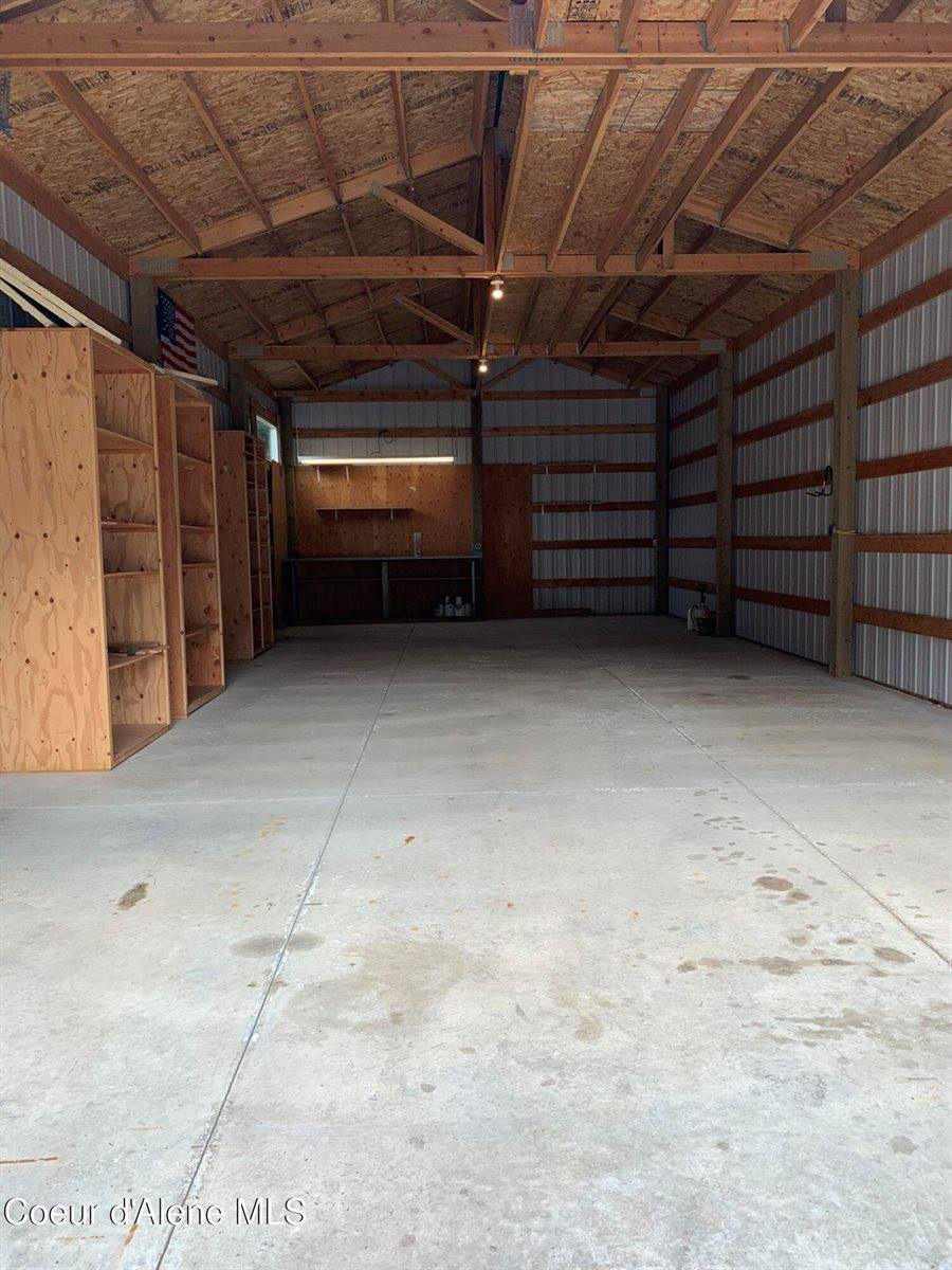 706 B St, Pinehurst, ID 83850