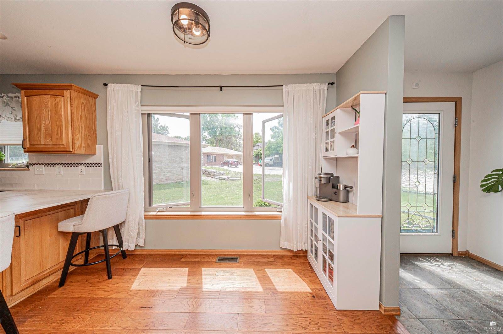 115 Harvard Pl, Manhattan, KS 66502