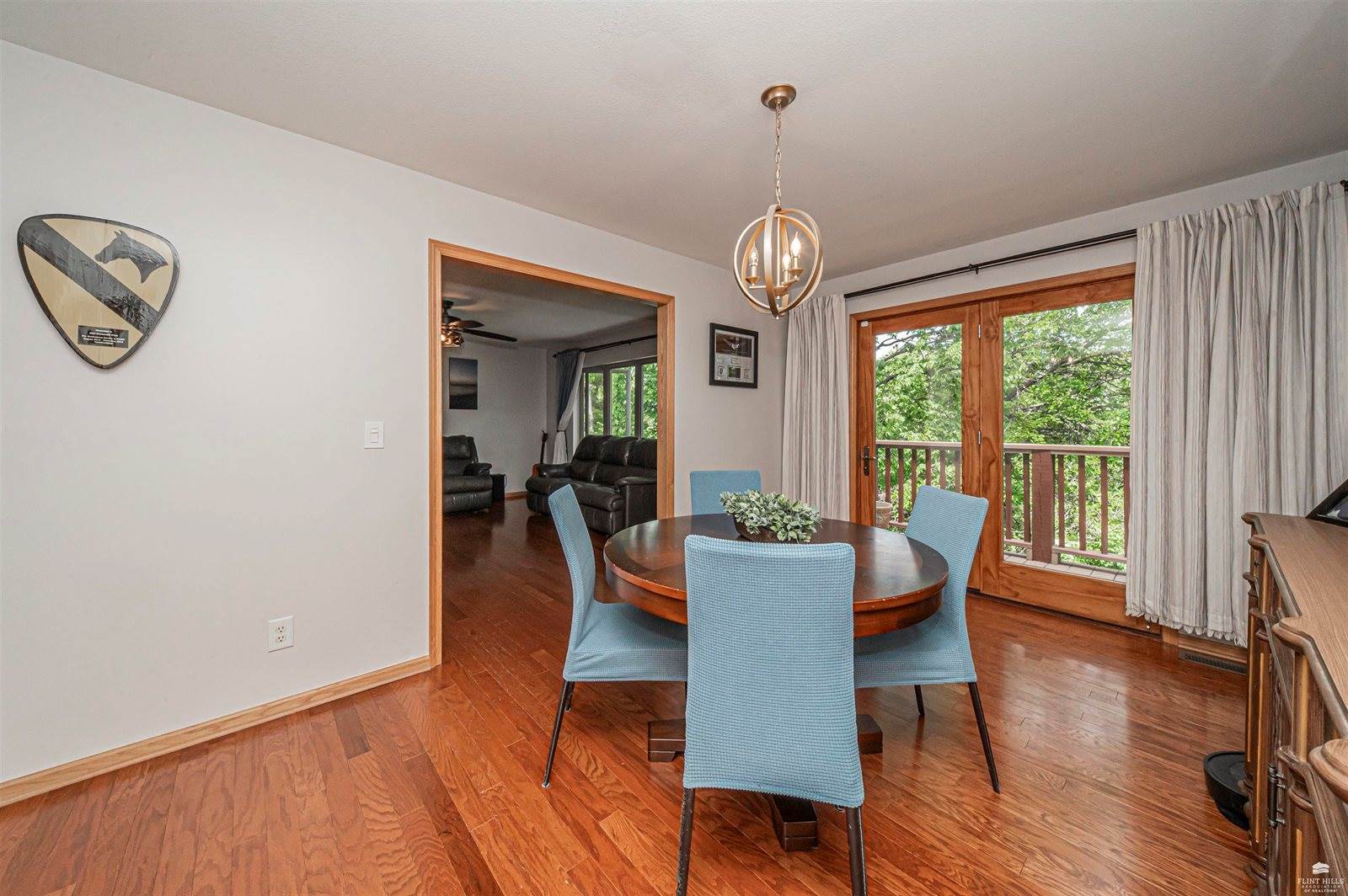 115 Harvard Pl, Manhattan, KS 66502