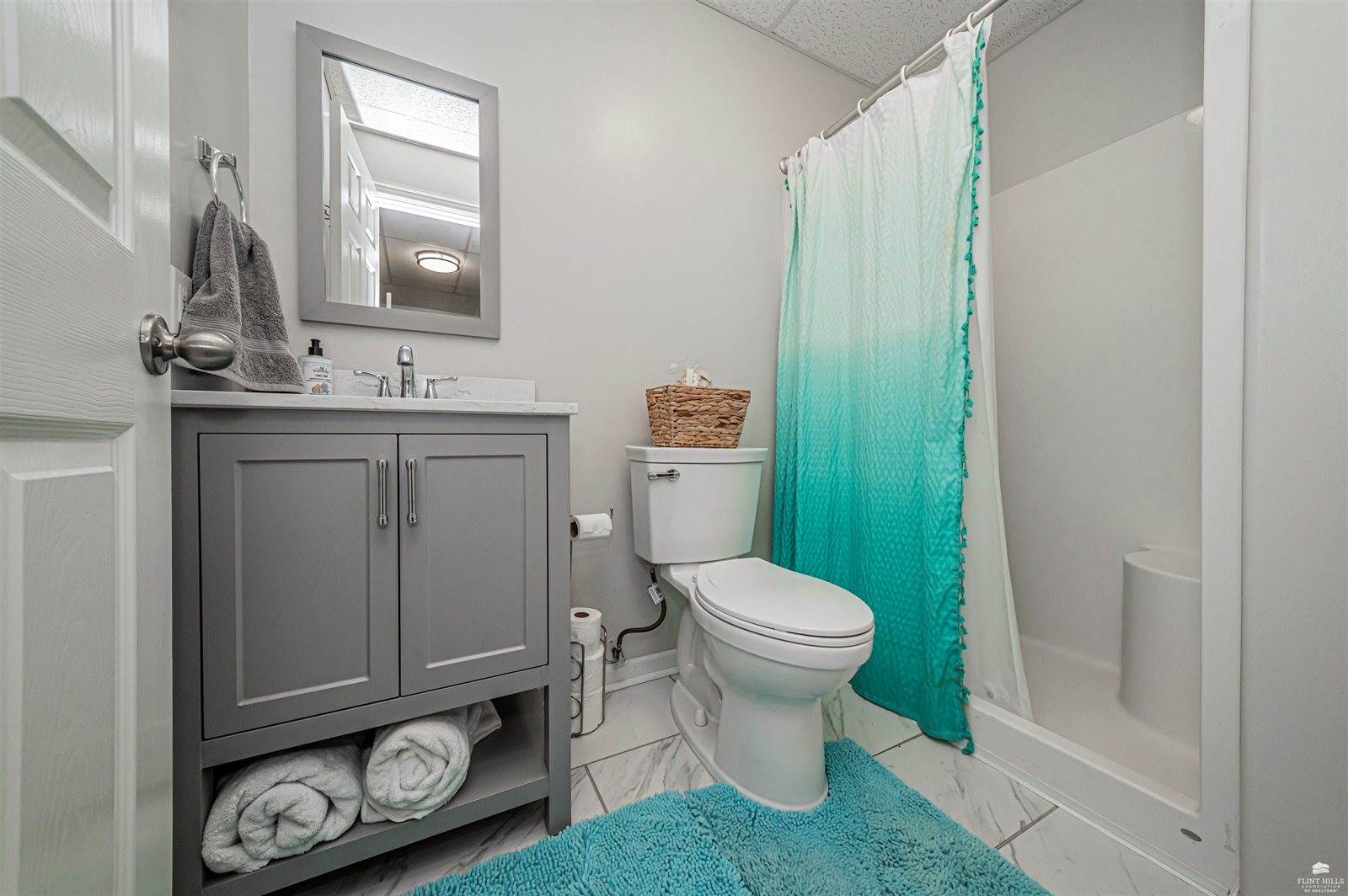 115 Harvard Pl, Manhattan, KS 66502