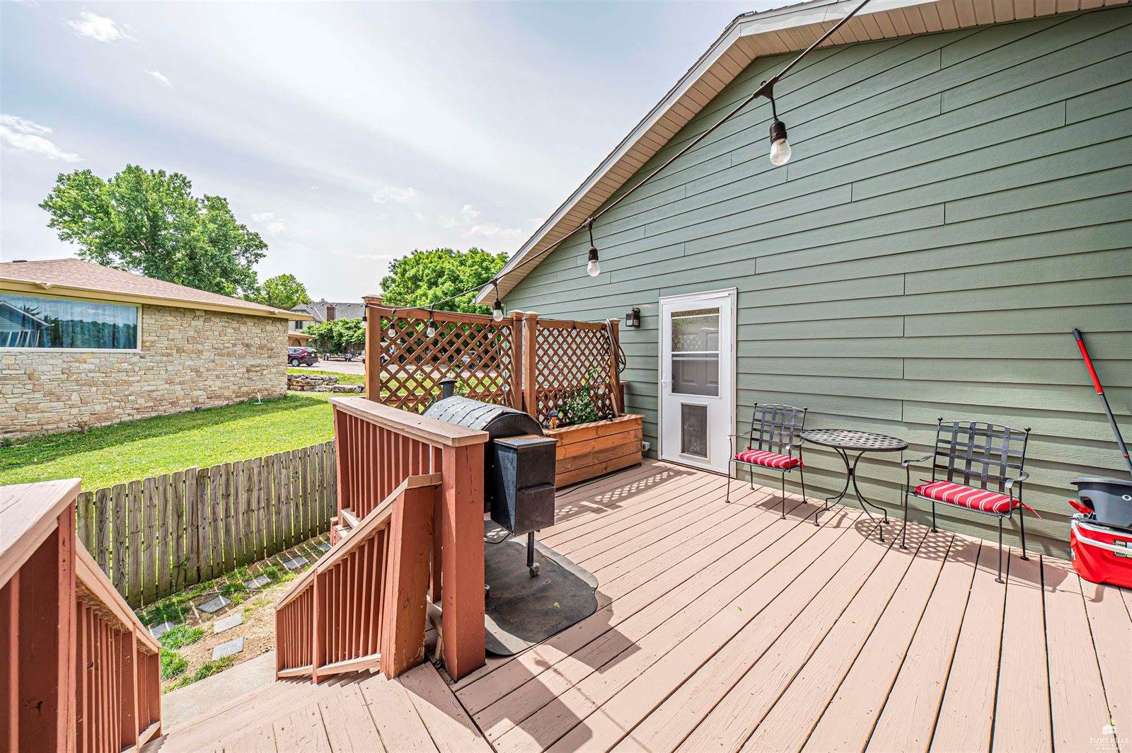 115 Harvard Pl, Manhattan, KS 66502