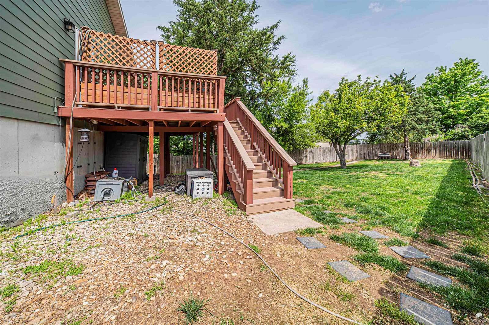 115 Harvard Pl, Manhattan, KS 66502