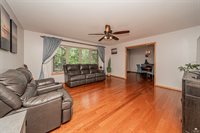 115 Harvard Pl, Manhattan, KS 66502
