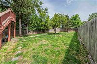 115 Harvard Pl, Manhattan, KS 66502