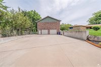 115 Harvard Pl, Manhattan, KS 66502