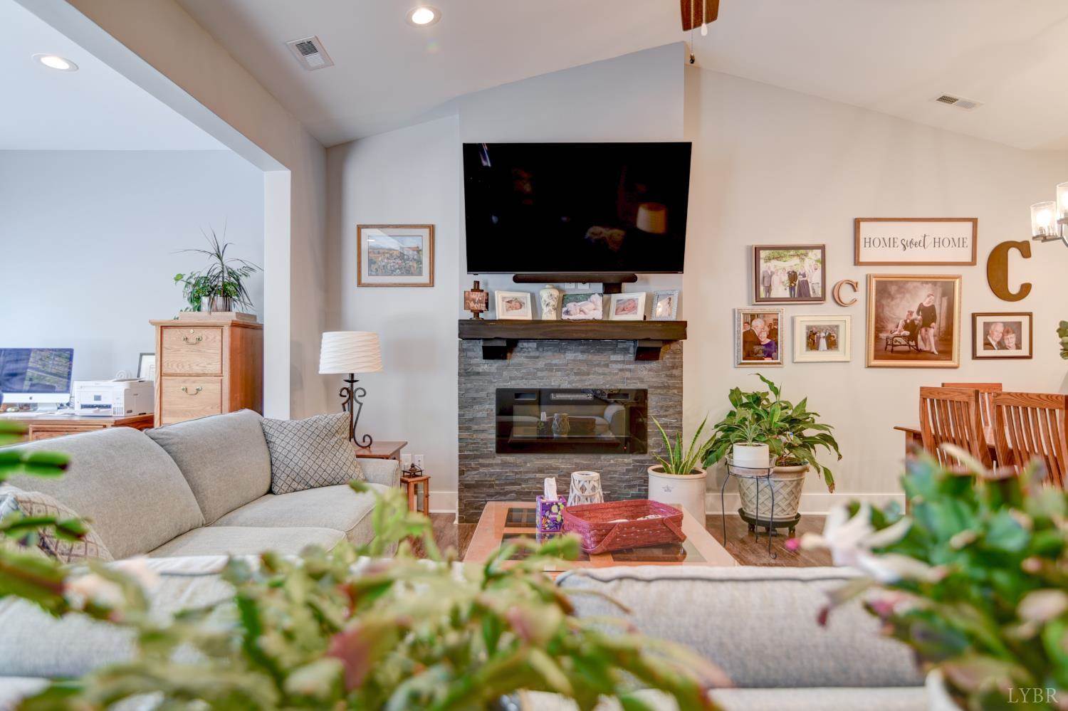 89 Lockridge Lane, Lynchburg, VA 24502