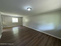 3341 Suncrest Drive, Jackson, MS 39212