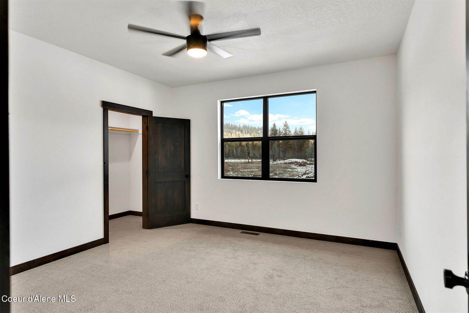 969 Flying Geese Way, Blanchard, ID 83804