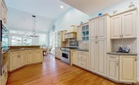 17 Tappanwood Drive, Locust Valley, NY 11560