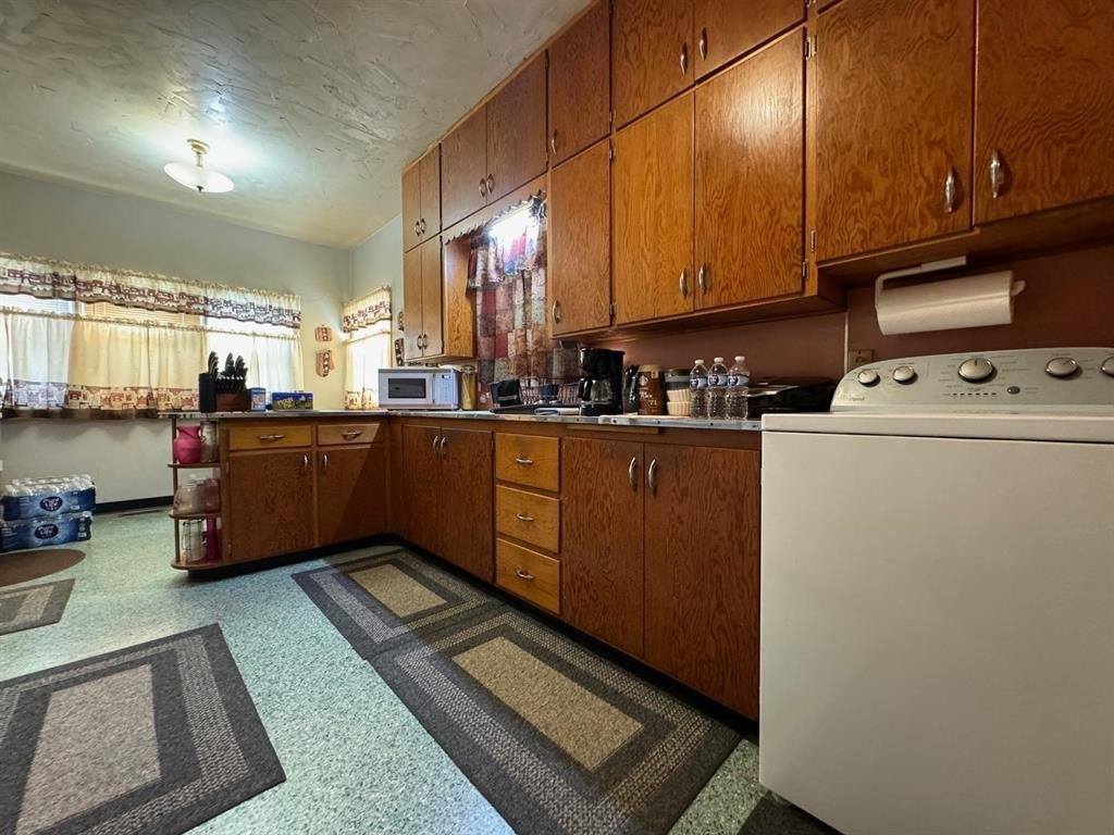 615 North 2nd, Arkansas City, KS 67005