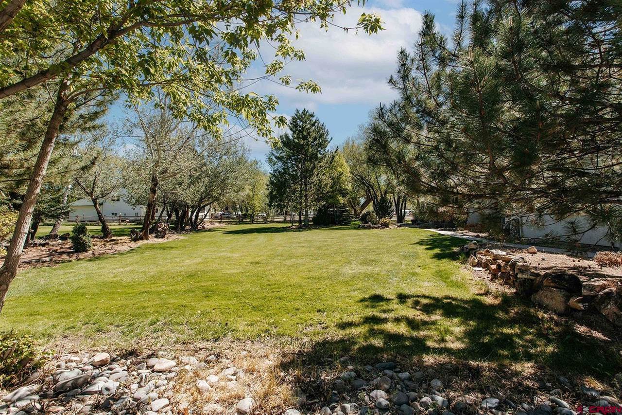 1626 E Main Street, Montrose, CO 81401