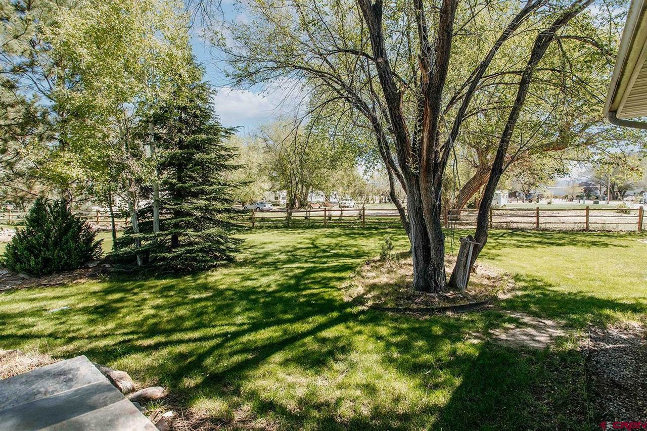 1626 E Main Street, Montrose, CO 81401