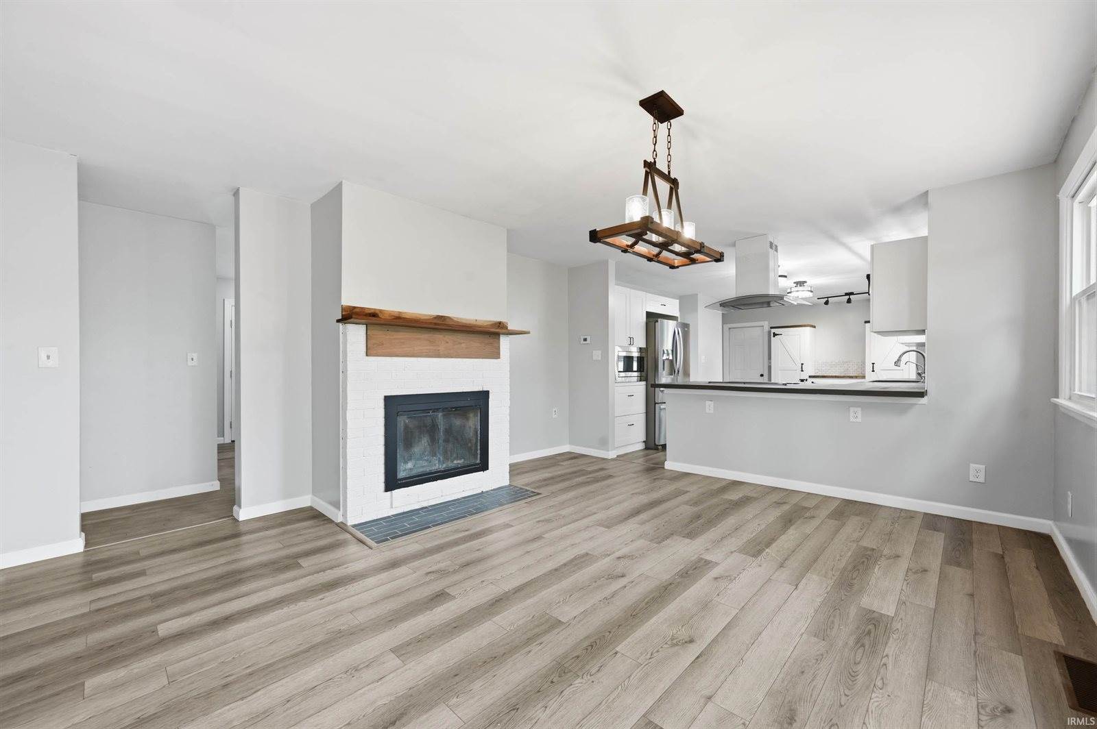 315 E McDonald Street, Hartford City, IN 47348