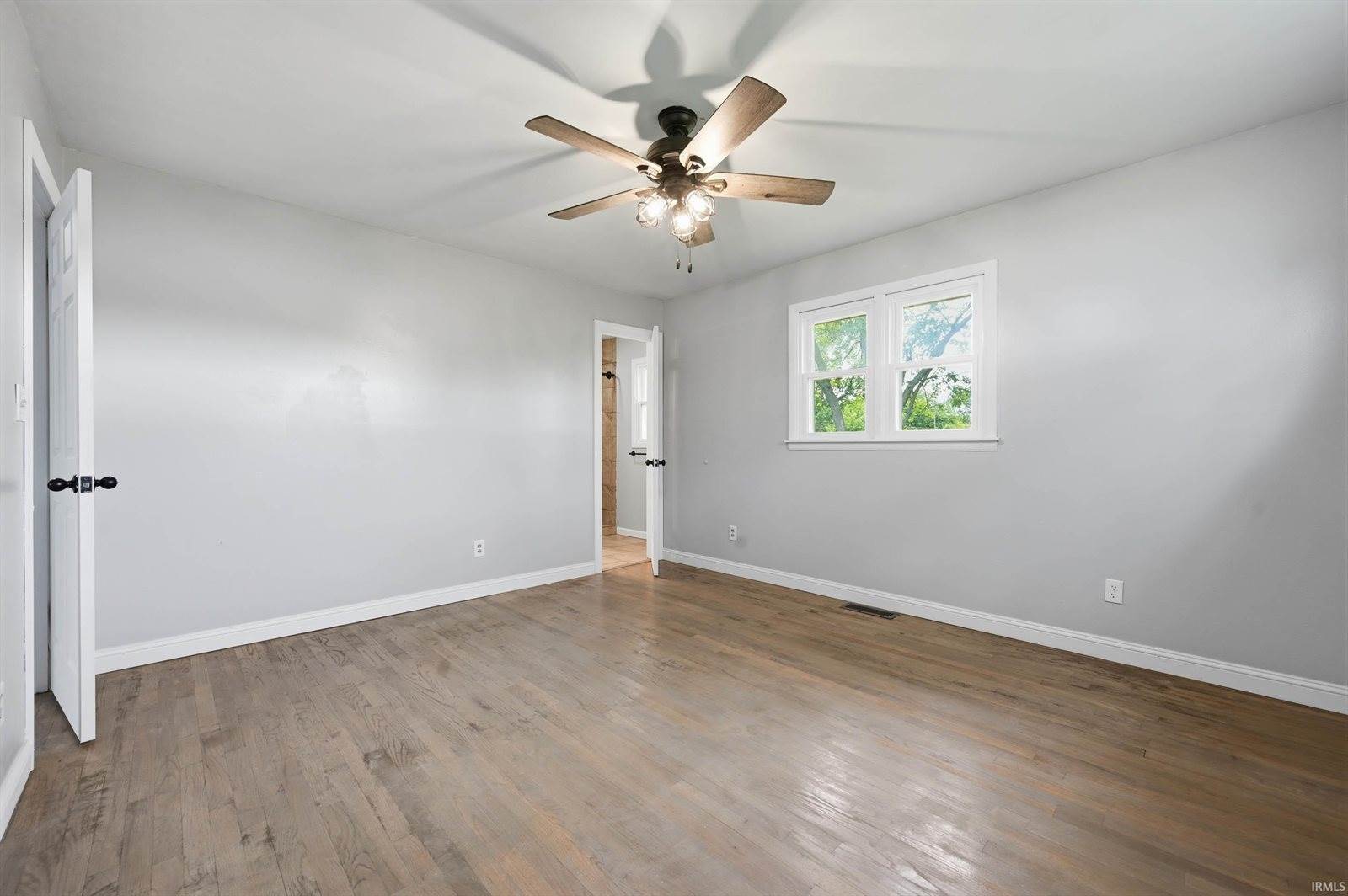 315 E McDonald Street, Hartford City, IN 47348