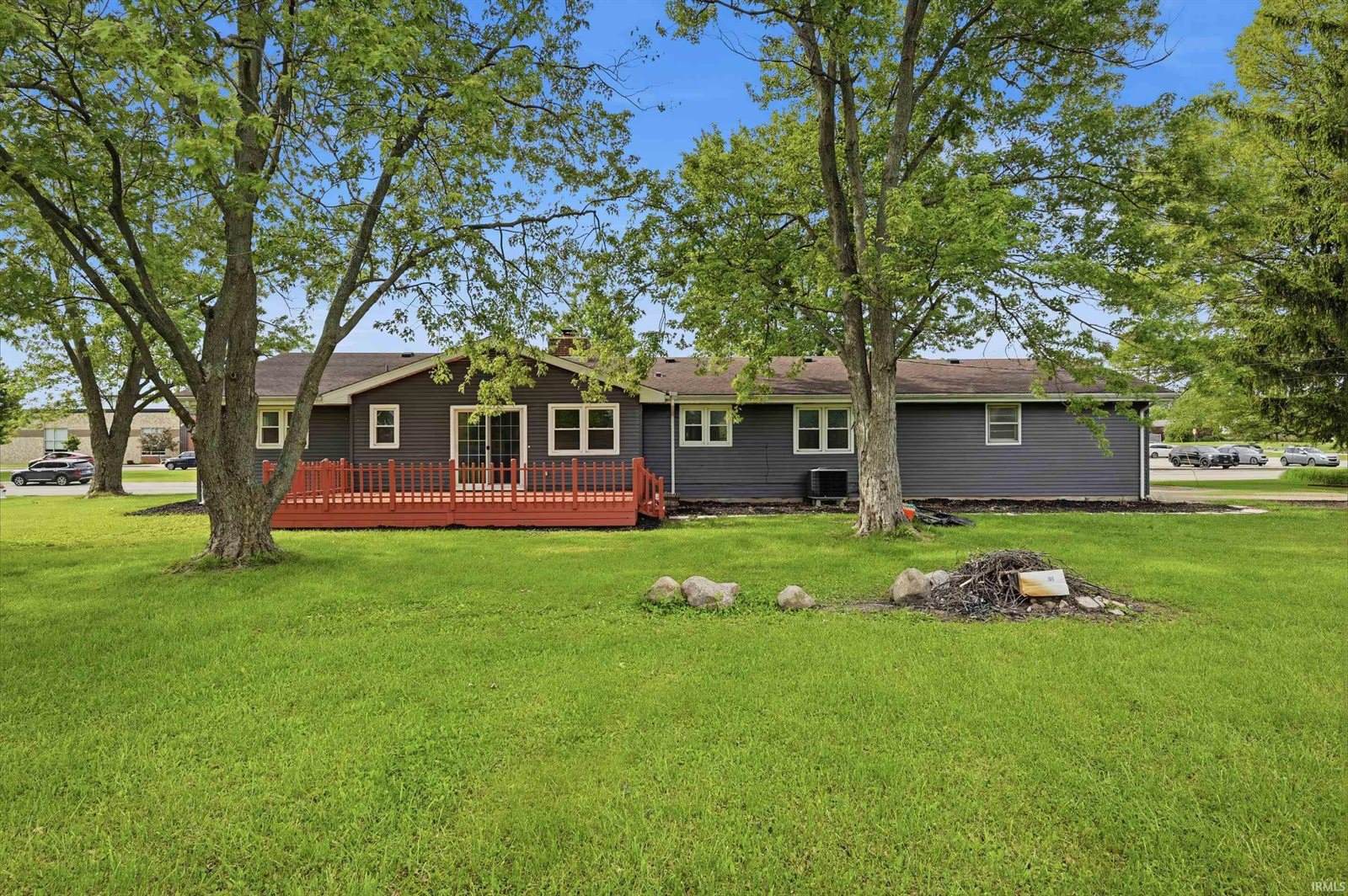315 E McDonald Street, Hartford City, IN 47348