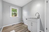 315 E McDonald Street, Hartford City, IN 47348