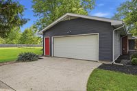 315 E McDonald Street, Hartford City, IN 47348