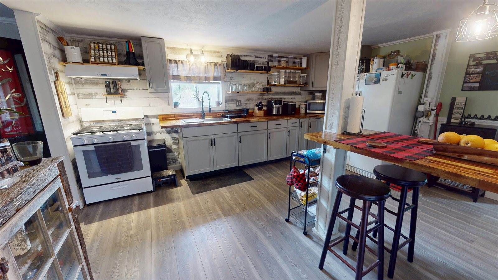 905 Presque Isle Road, Ashland, ME 04732