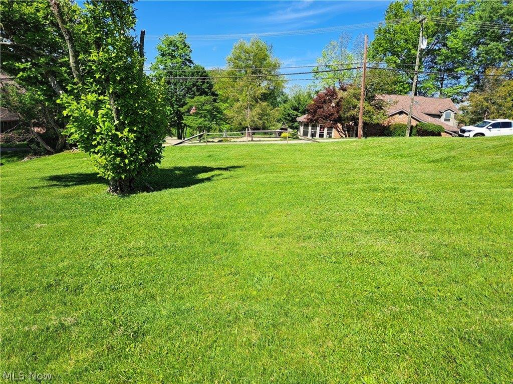 1724 Brenton Road, Cambridge, OH 43725