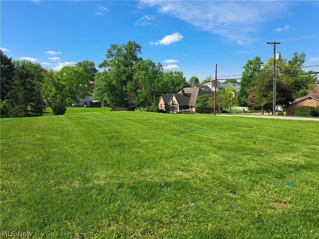 1724 Brenton Road, Cambridge, OH 43725