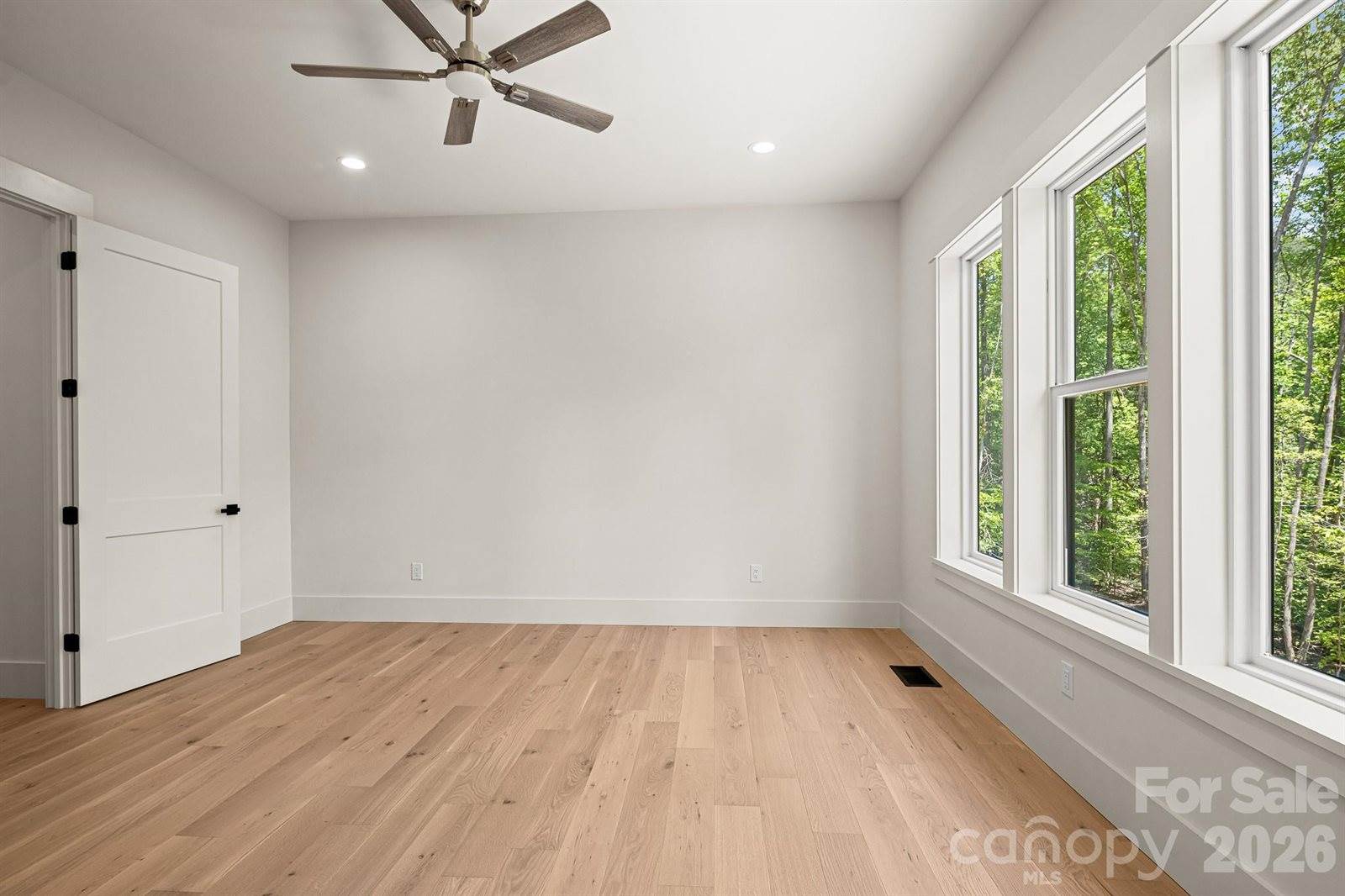 164 Reserve Way, Hendersonville, NC 28792