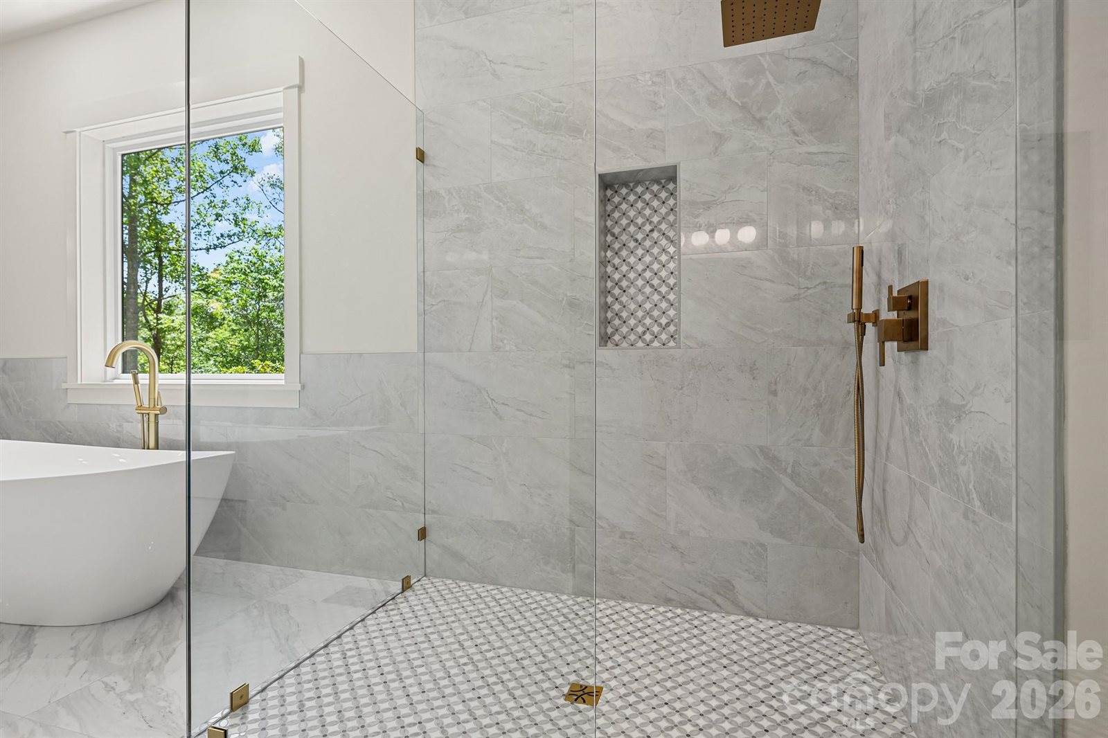 164 Reserve Way, Hendersonville, NC 28792