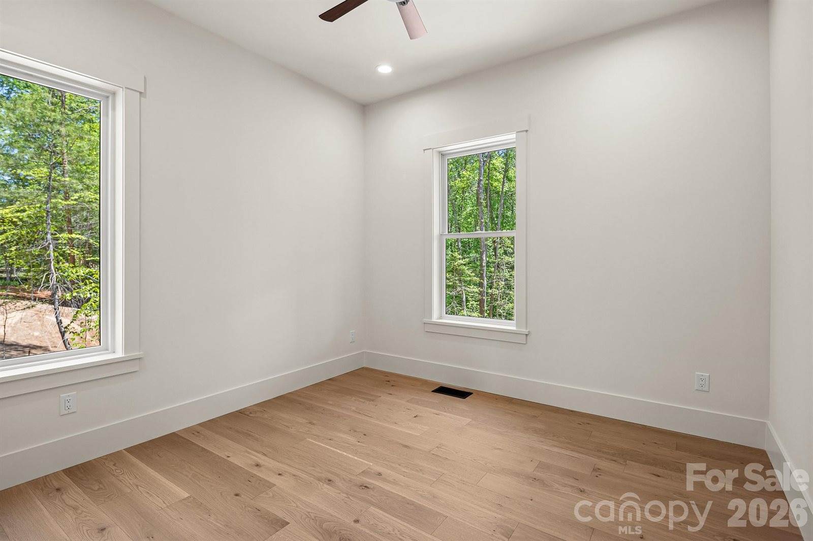 164 Reserve Way, Hendersonville, NC 28792