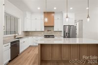 164 Reserve Way, Hendersonville, NC 28792