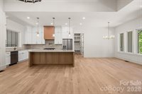 164 Reserve Way, Hendersonville, NC 28792