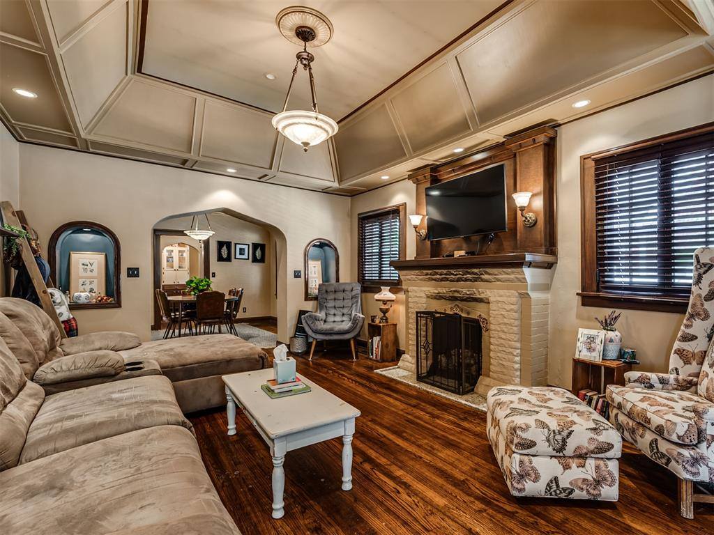 1128 North Broadway Avenue, Shawnee, OK 74801