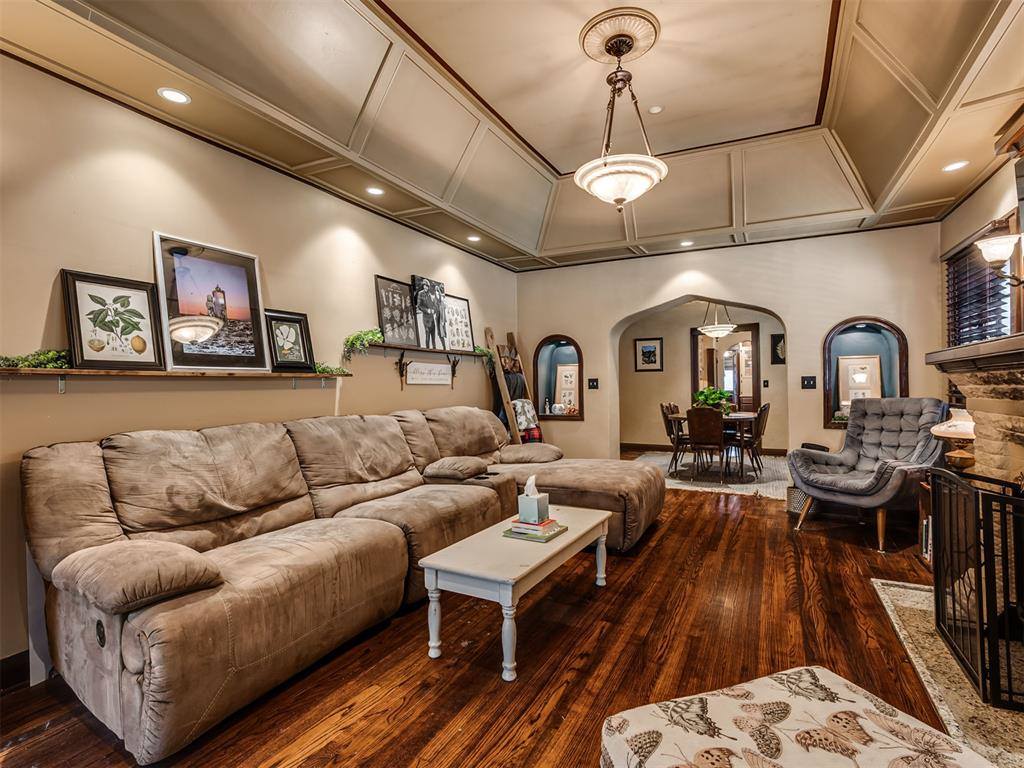 1128 North Broadway Avenue, Shawnee, OK 74801