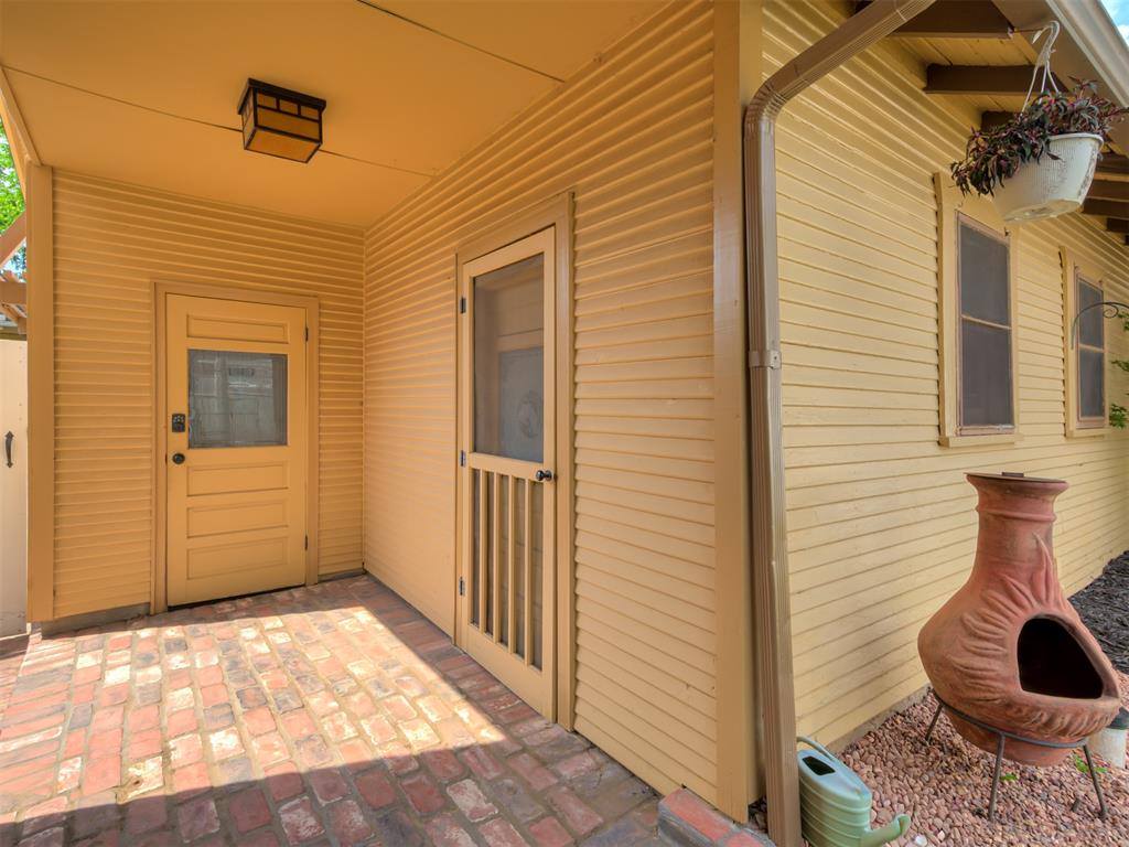 1128 North Broadway Avenue, Shawnee, OK 74801