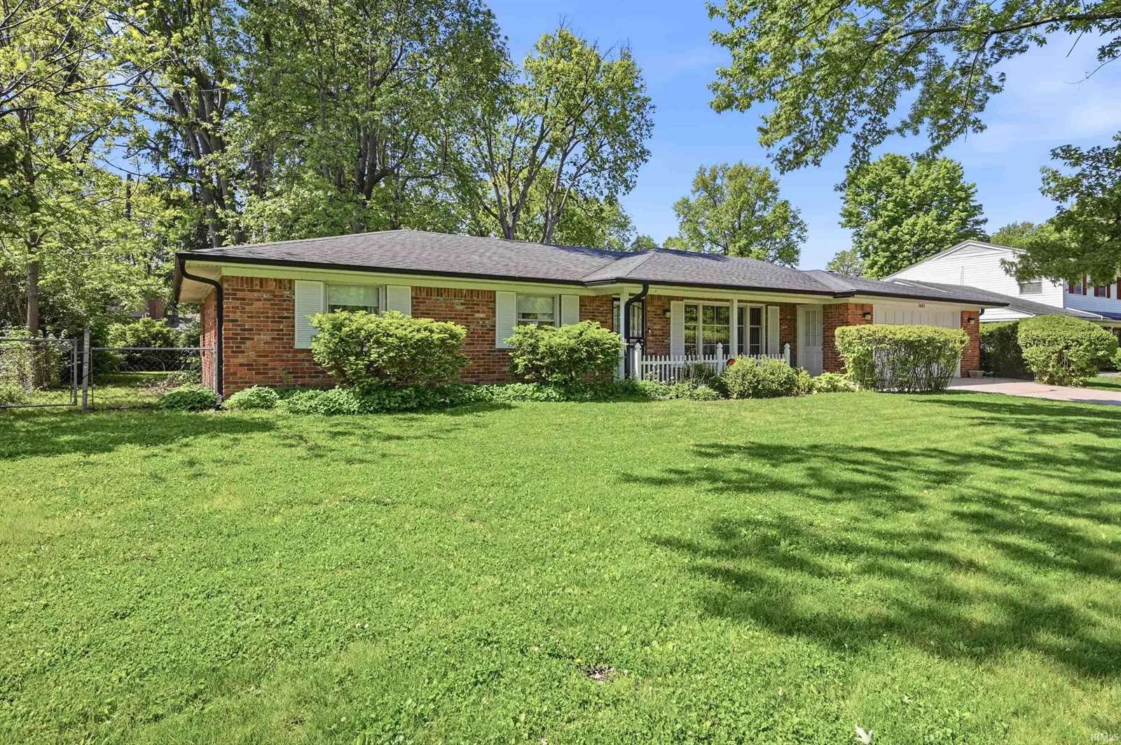 2601 W Lincolnshire Drive, Muncie, IN 47304