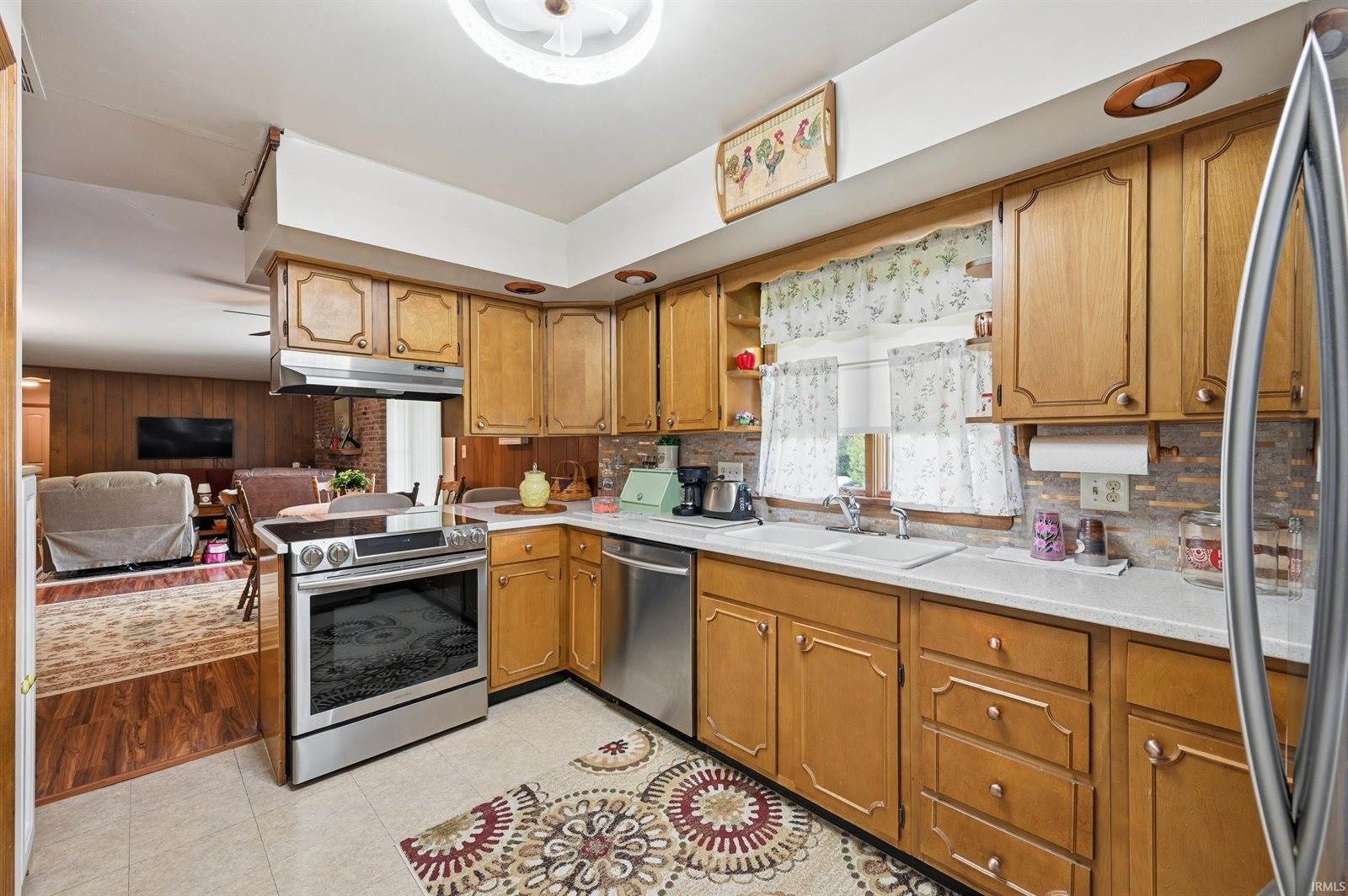 2601 W Lincolnshire Drive, Muncie, IN 47304