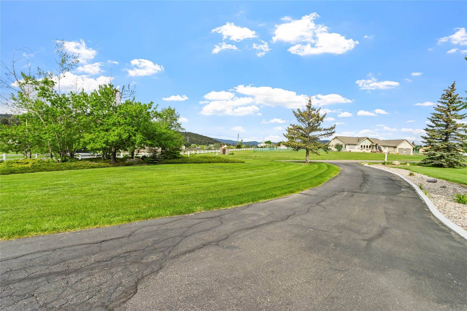 1333 Creekside Drive, Kalispell, MT 59901