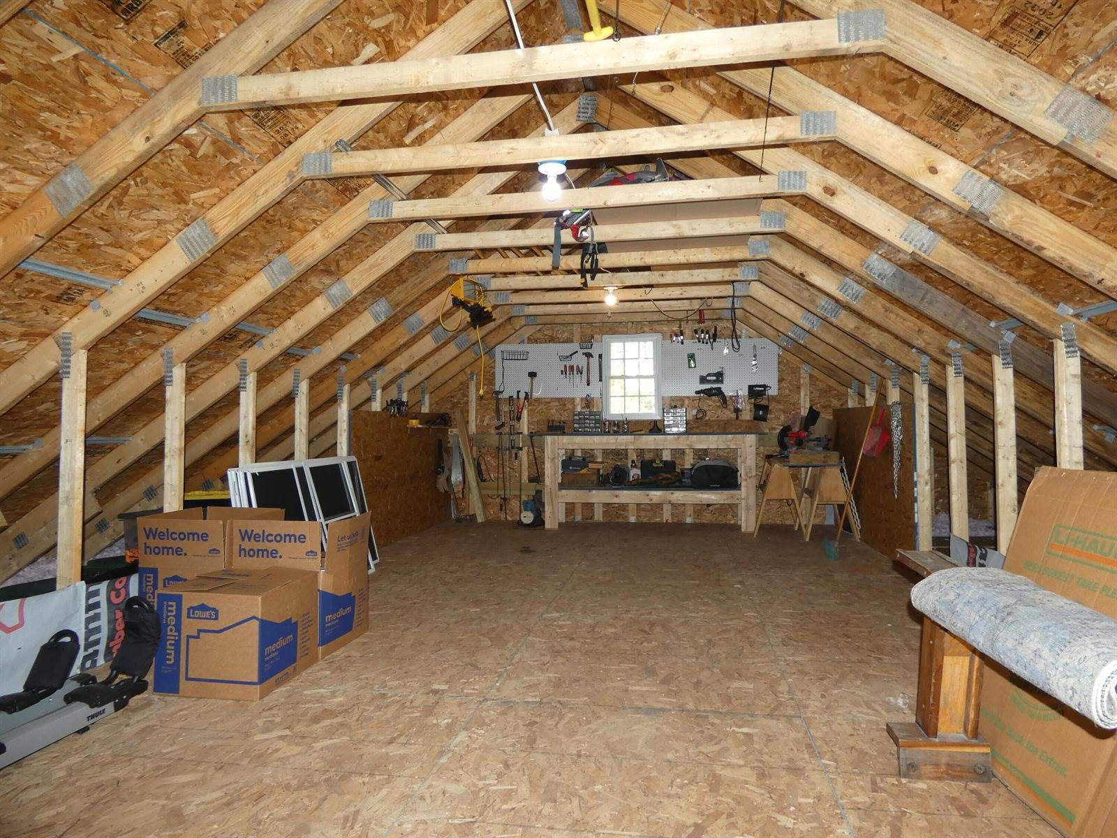 51 Keenan Drive, Sidney, ME 04330