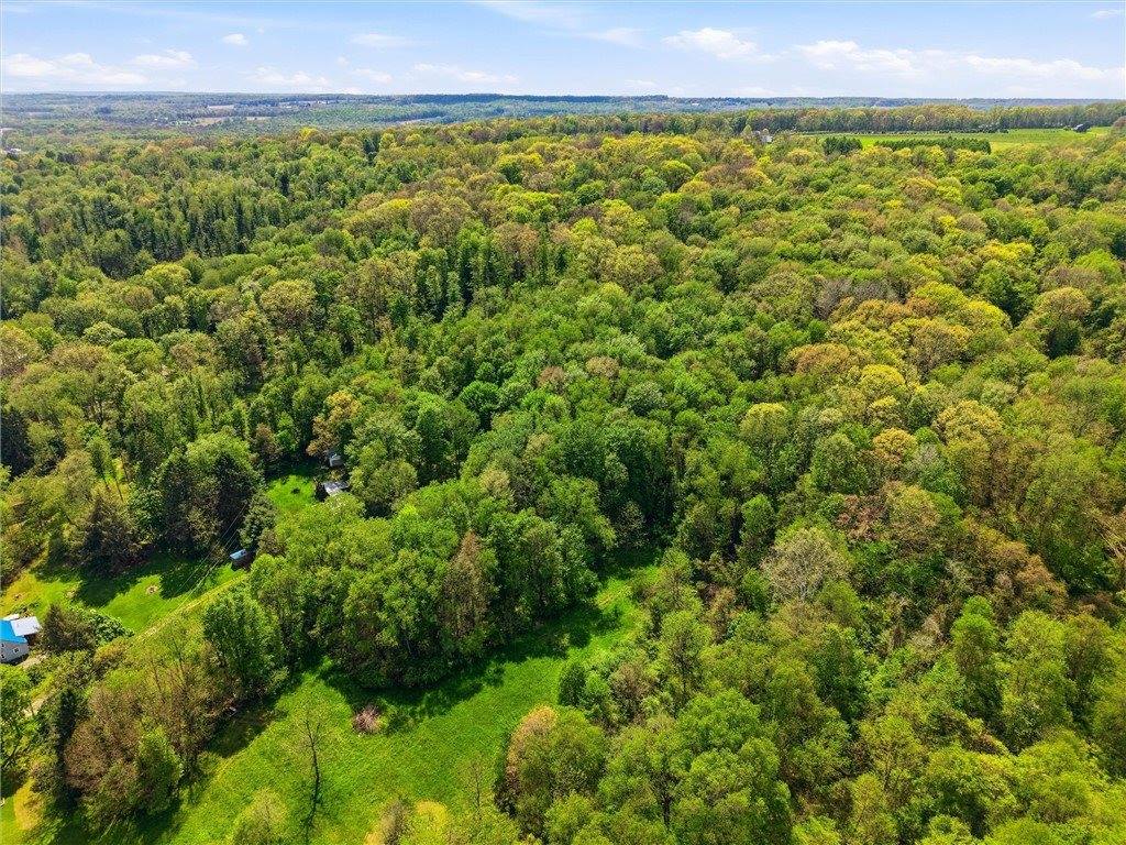 179 Sharon Rd, West Salem Township, PA 16125