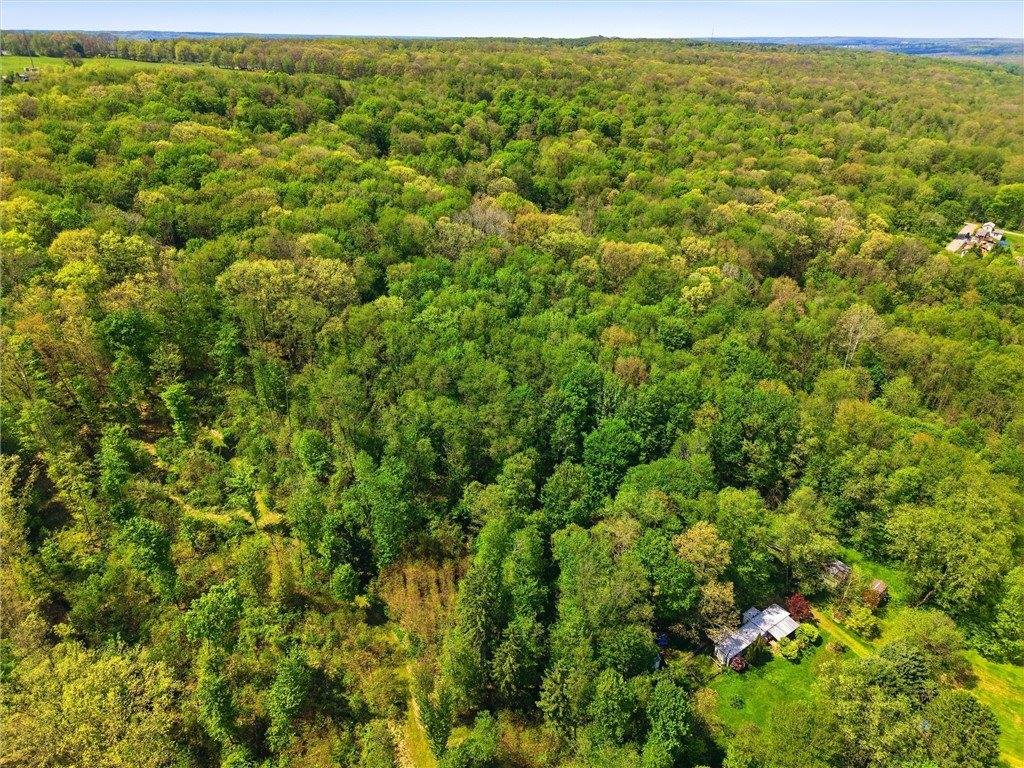 179 Sharon Rd, West Salem Township, PA 16125