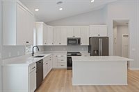 15800 Old Stonebridge Trail, Brainerd, MN 56401