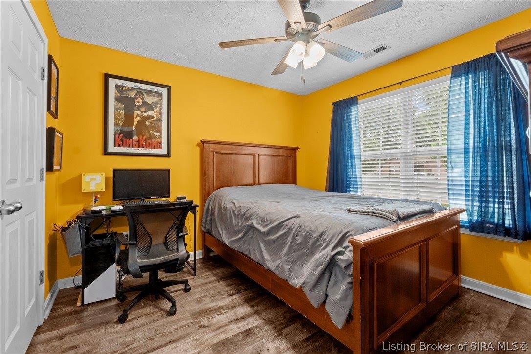 4225 Silver Glade Trail, Sellersburg, IN 47172
