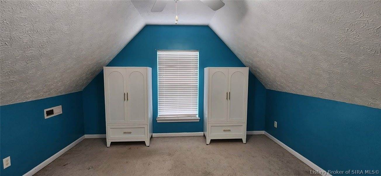 4225 Silver Glade Trail, Sellersburg, IN 47172
