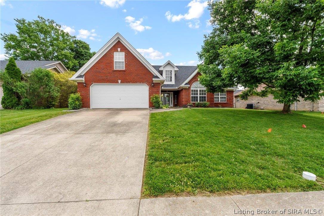 4225 Silver Glade Trail, Sellersburg, IN 47172