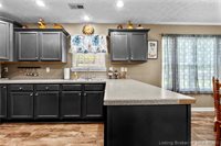 4225 Silver Glade Trail, Sellersburg, IN 47172
