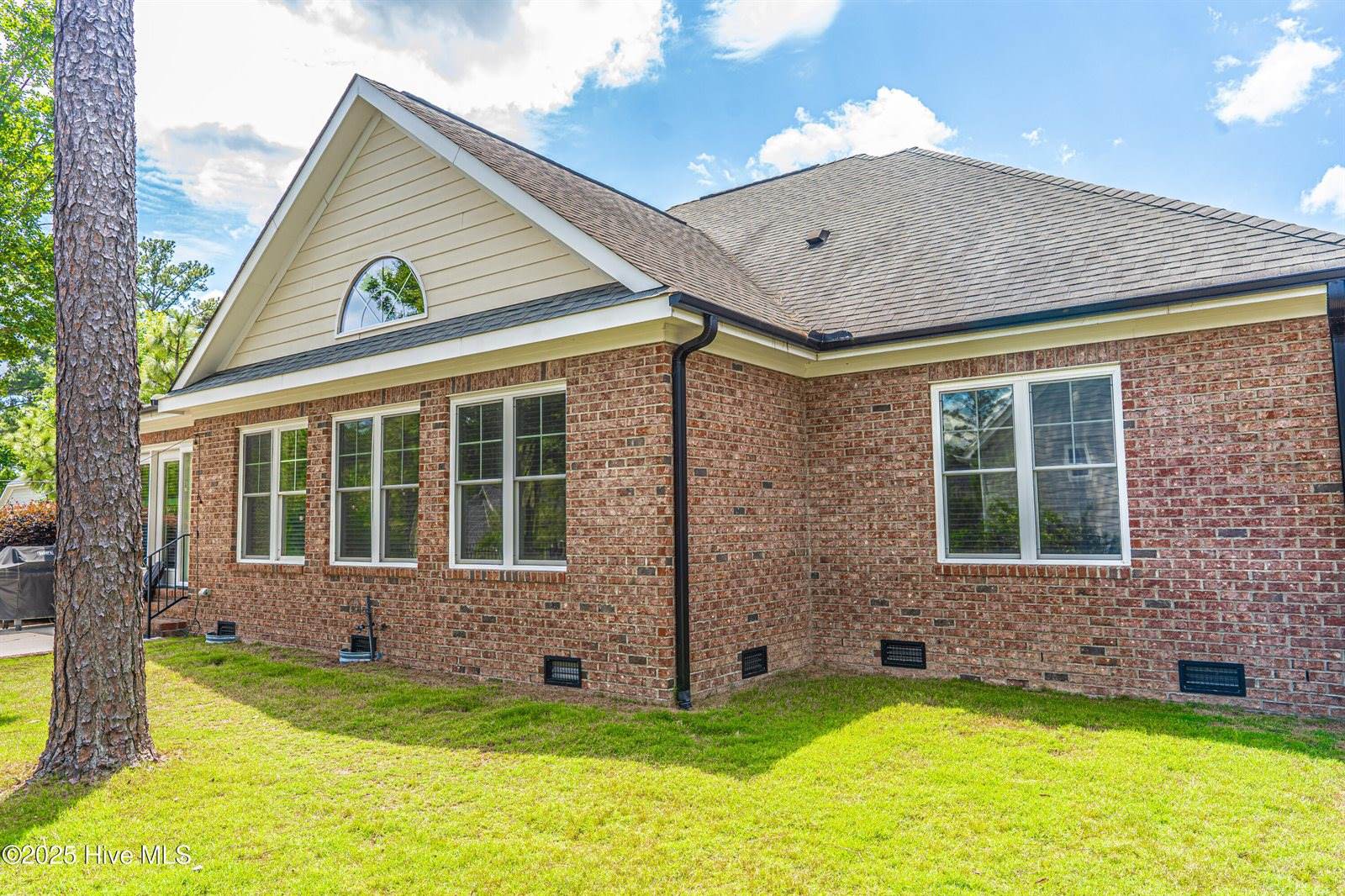 201 Sundew Court, Southern Pines, NC 28387