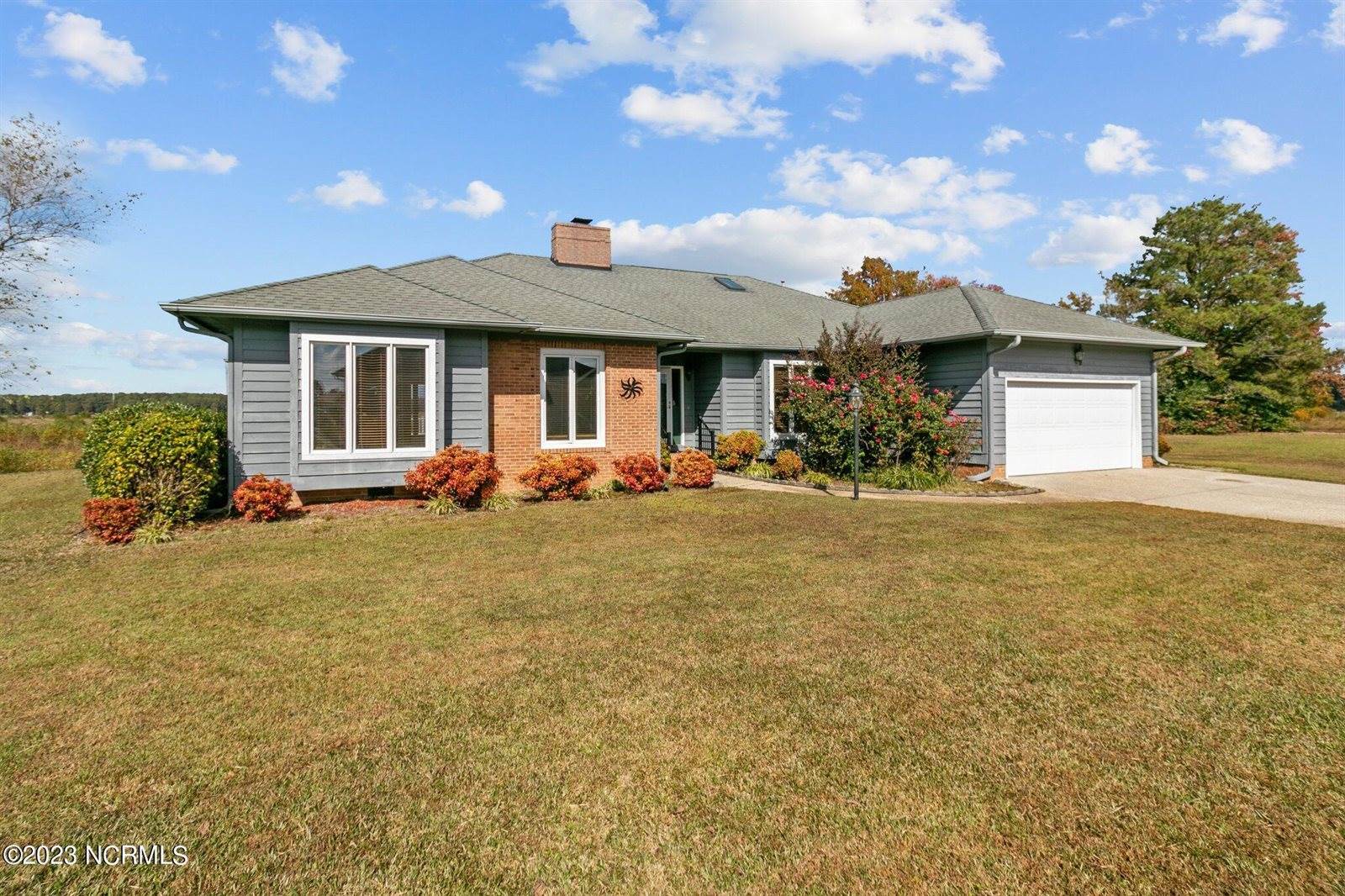 867 Castleberry Court, Vass, NC 28394