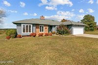 867 Castleberry Court, Vass, NC 28394